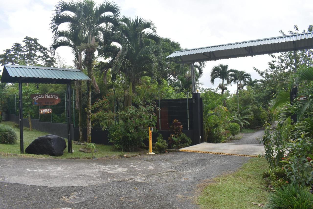 Hotel Roca Negra Del Arenal La Fortuna Esterno foto