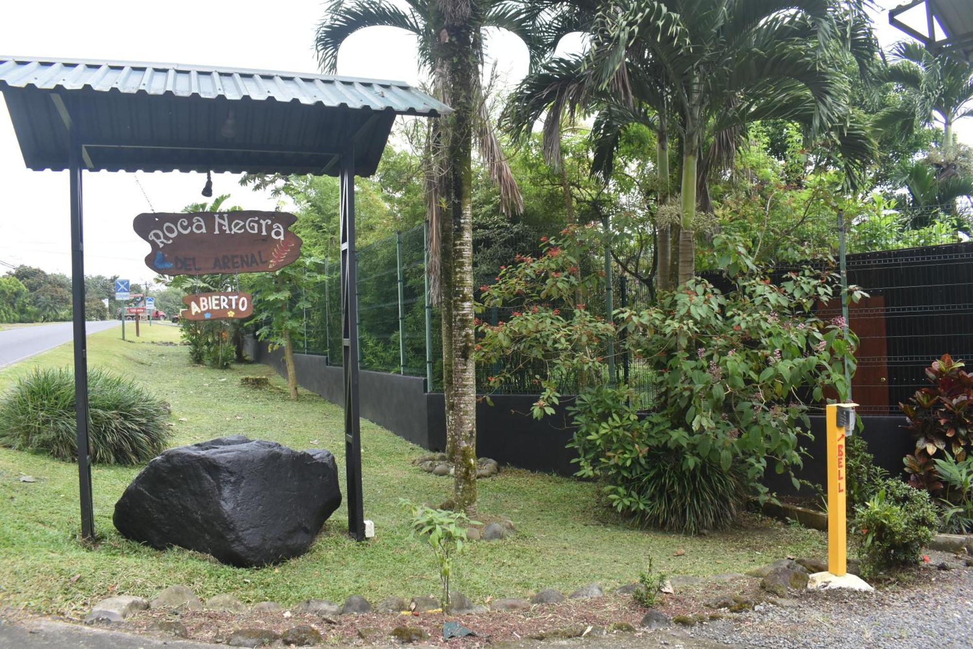 Hotel Roca Negra Del Arenal La Fortuna Esterno foto