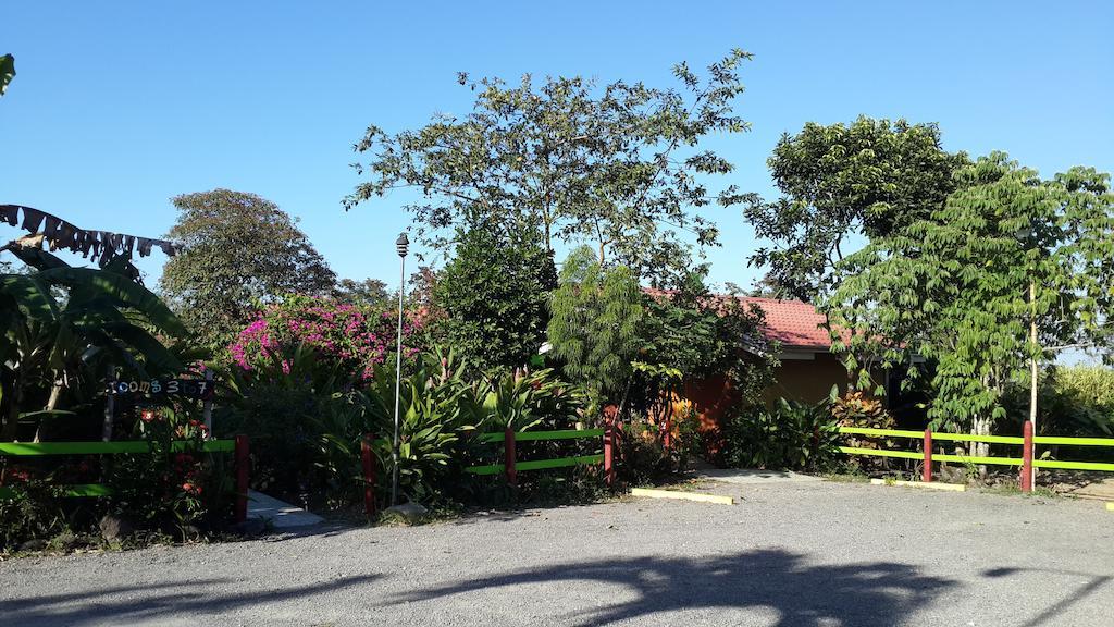 Hotel Roca Negra Del Arenal La Fortuna Esterno foto