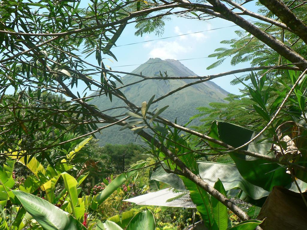 Hotel Roca Negra Del Arenal La Fortuna Esterno foto