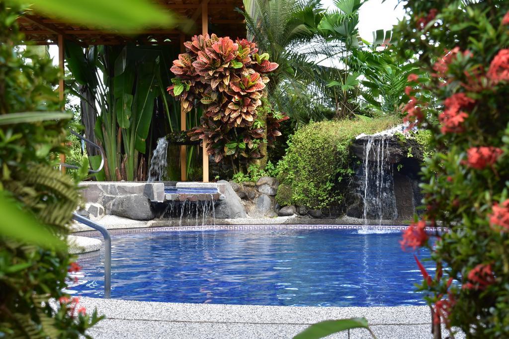 Hotel Roca Negra Del Arenal La Fortuna Esterno foto